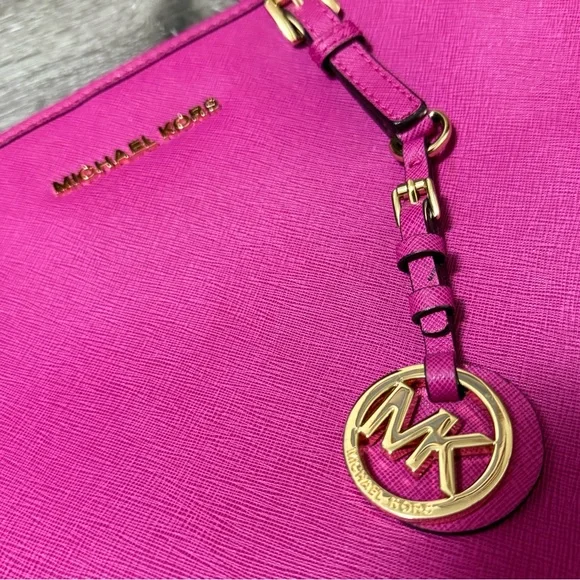 MICHAEL KORS Large Saffiano Leather Tote Bag Hot Pink - Picture 6 of 11